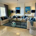 Apartments Bermuda Beach