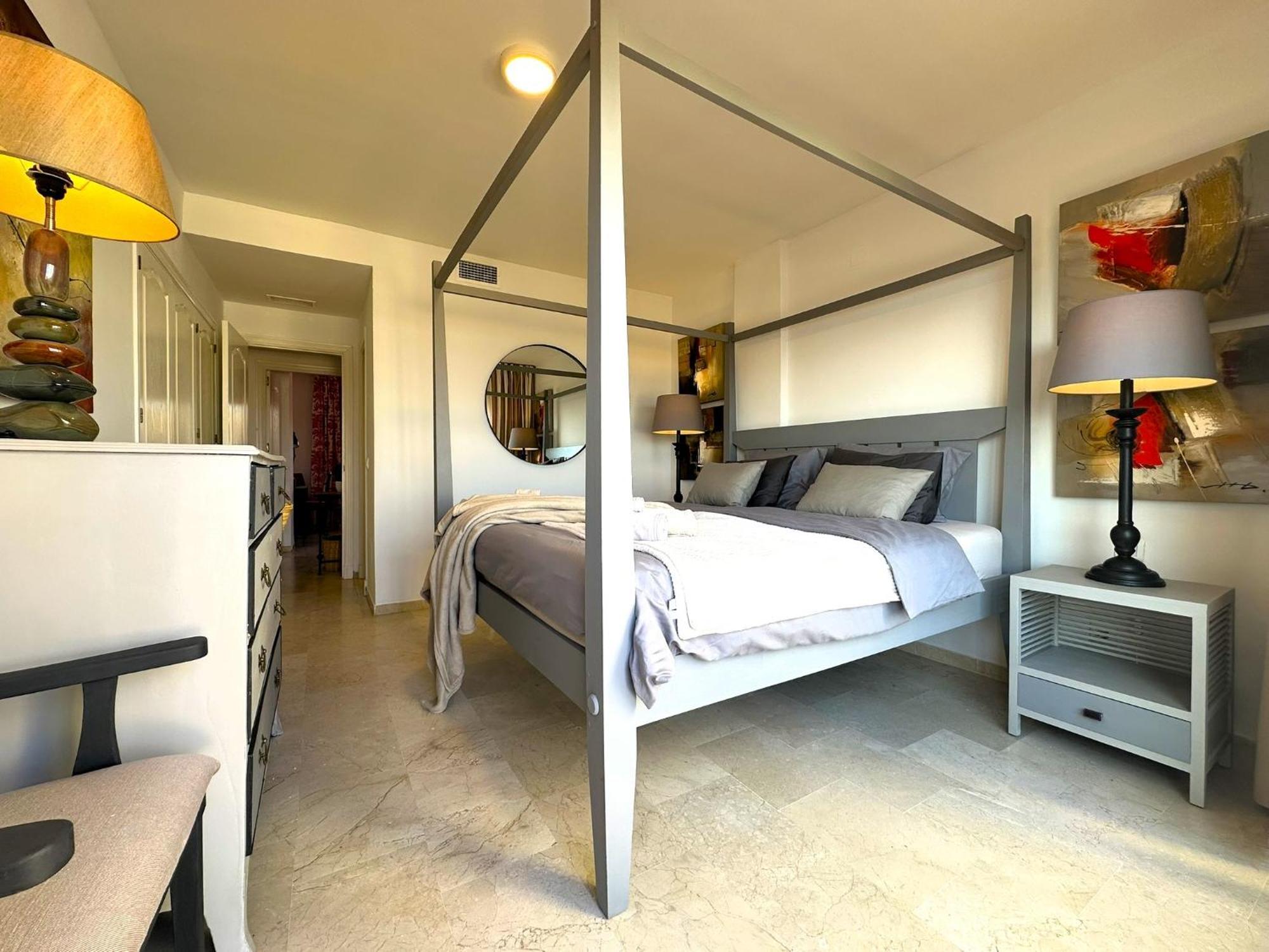 Bermuda Apartment Estepona